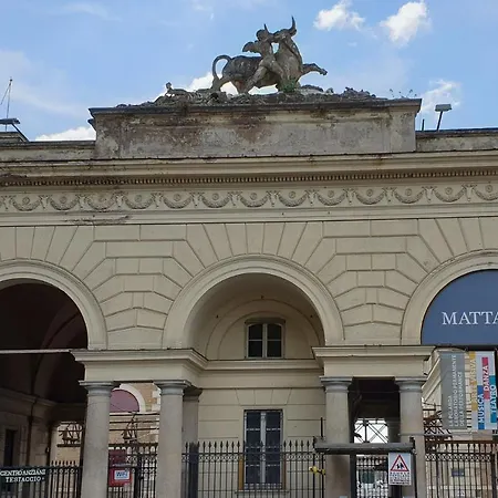 Casa Ferrari Testaccio E Trastevere Wi-fi Free 로마